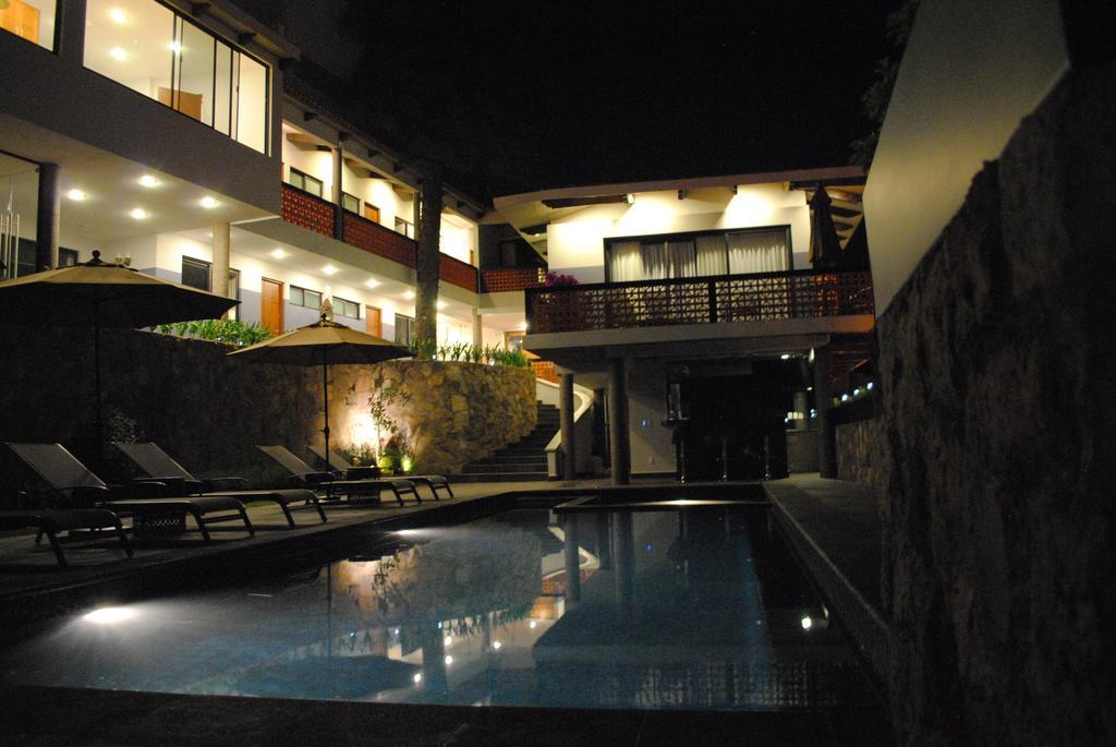 Araucaria Hotel Boutique Valle de Bravo Exteriör bild